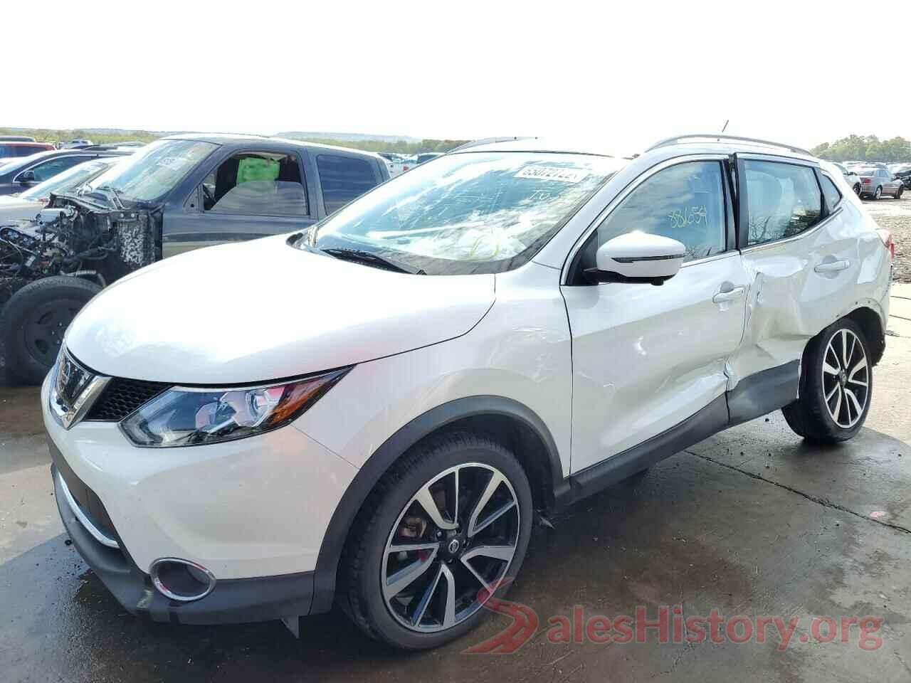 JN1BJ1CP1JW109945 2018 NISSAN ROGUE