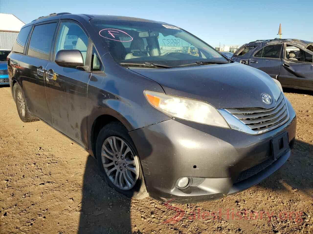 5TDYK3DC6BS001527 2011 TOYOTA SIENNA