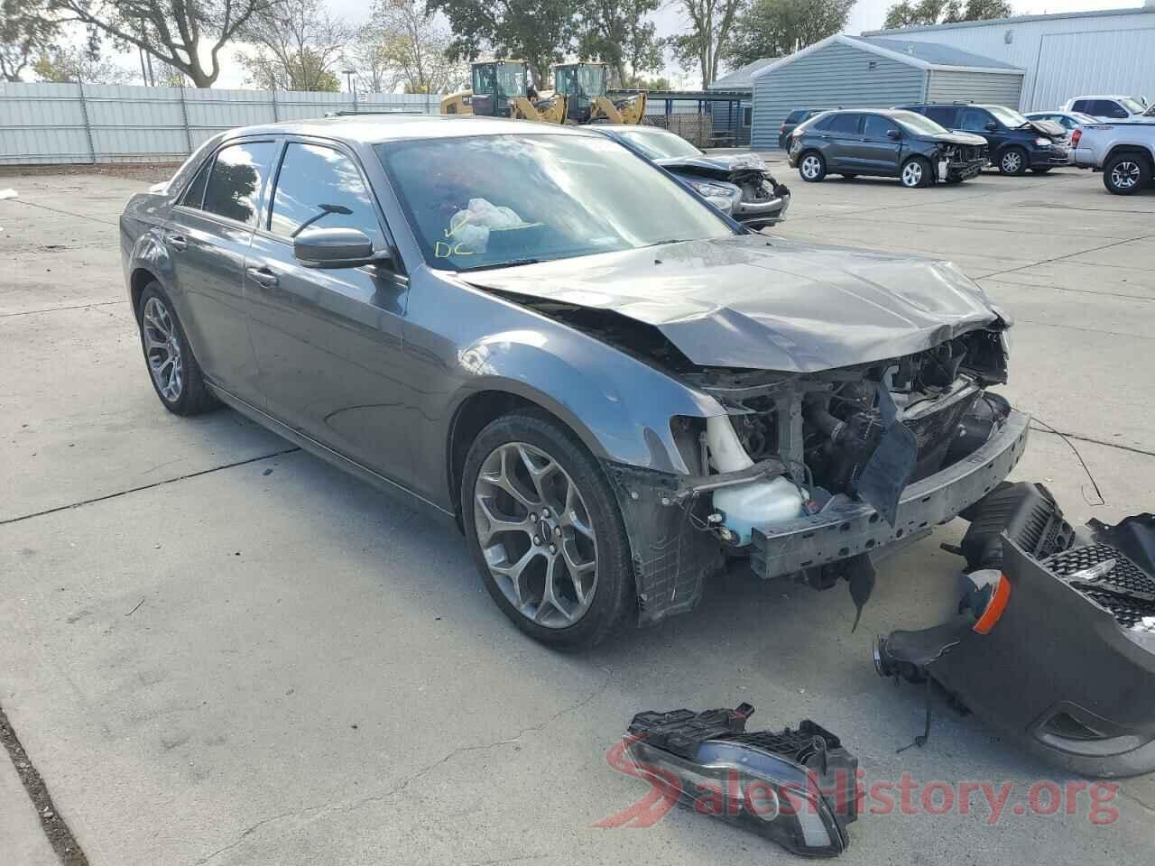 2C3CCABG9JH240069 2018 CHRYSLER 300