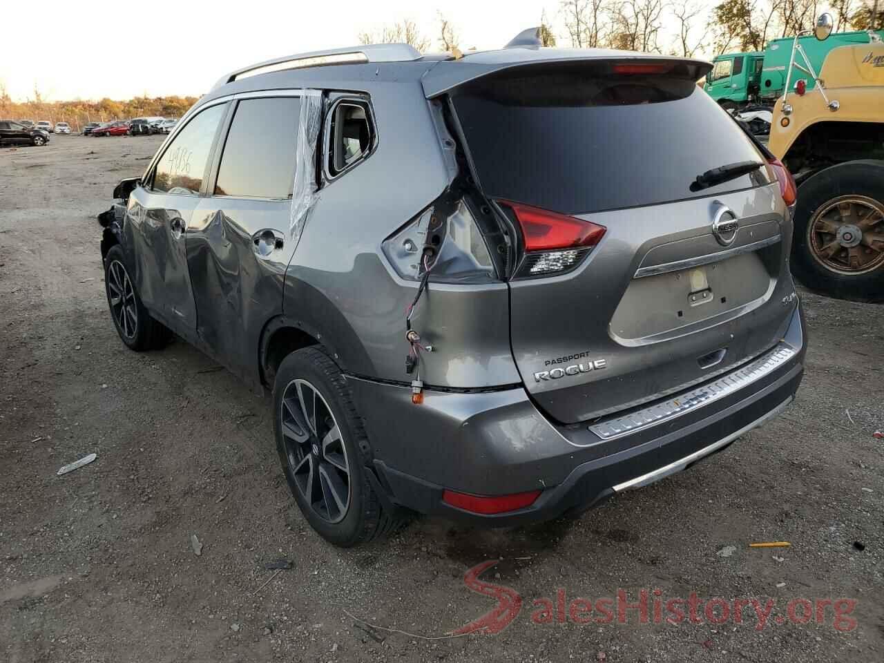 JN8AT2MV4JW323077 2018 NISSAN ROGUE