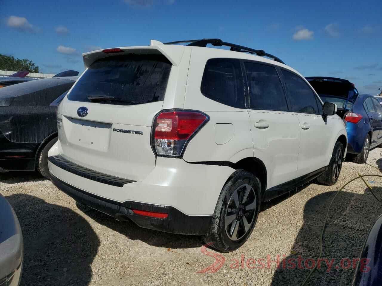 JF2SJAGC1JH577393 2018 SUBARU FORESTER