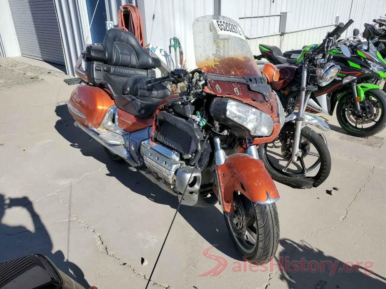 1HFSC47082A106583 2002 HONDA GL CYCLE