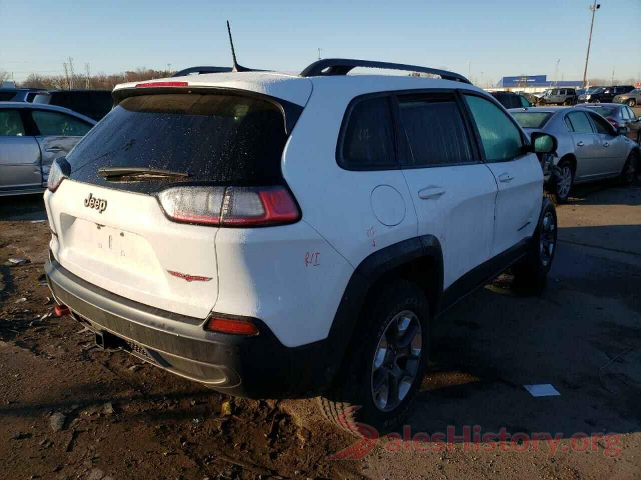 1C4PJMBN1KD425976 2019 JEEP CHEROKEE