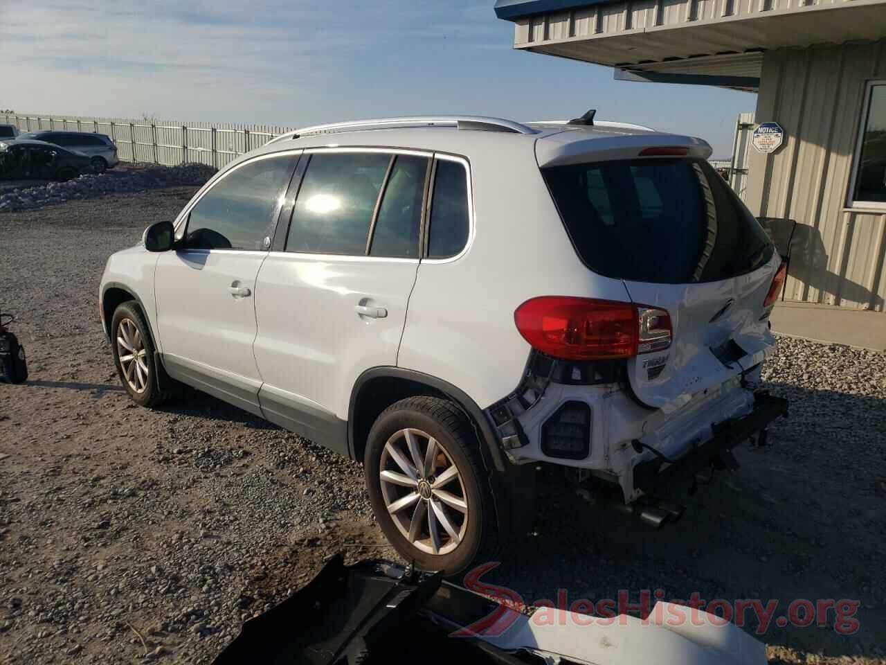 WVGSV7AX2HK006229 2017 VOLKSWAGEN TIGUAN