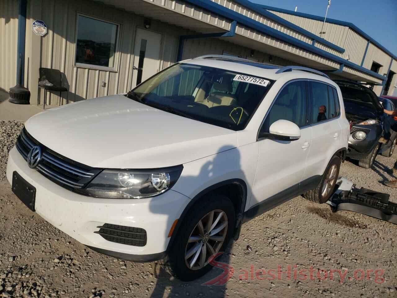 WVGSV7AX2HK006229 2017 VOLKSWAGEN TIGUAN