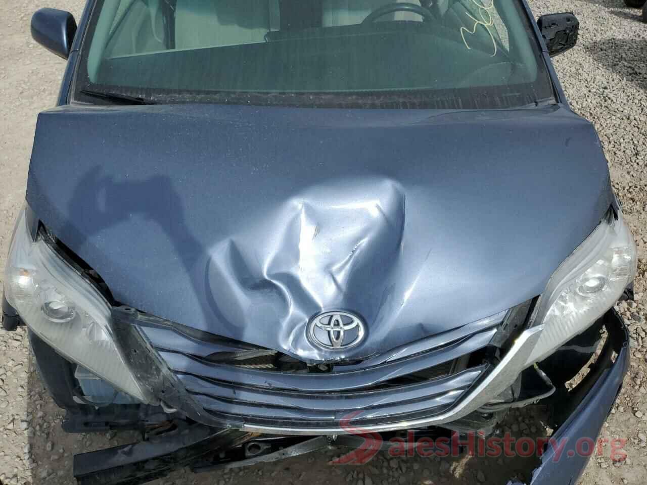 5TDKZ3DC5HS830499 2017 TOYOTA SIENNA