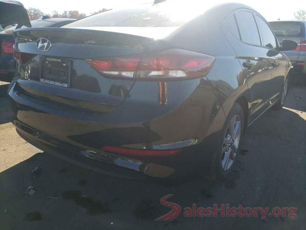 KMHD84LFXJU577559 2018 HYUNDAI ELANTRA