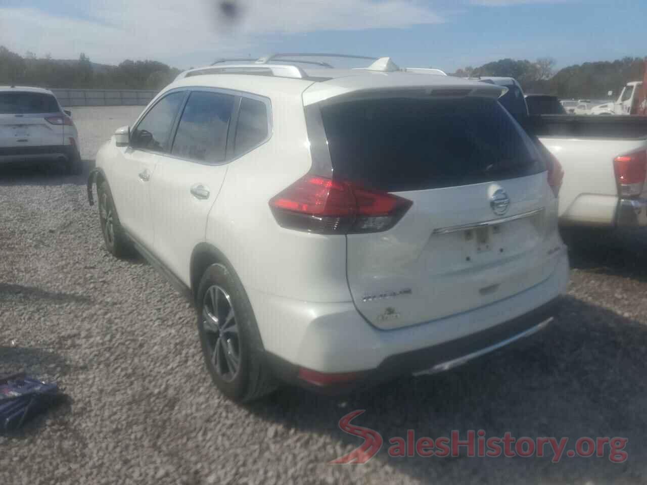 JN8AT2MV8HW014660 2017 NISSAN ROGUE