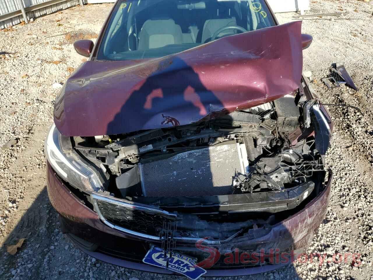 3KPFK4A75JE246381 2018 KIA FORTE