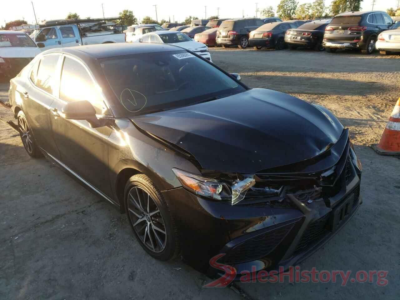 4T1G11AK3MU416362 2021 TOYOTA CAMRY