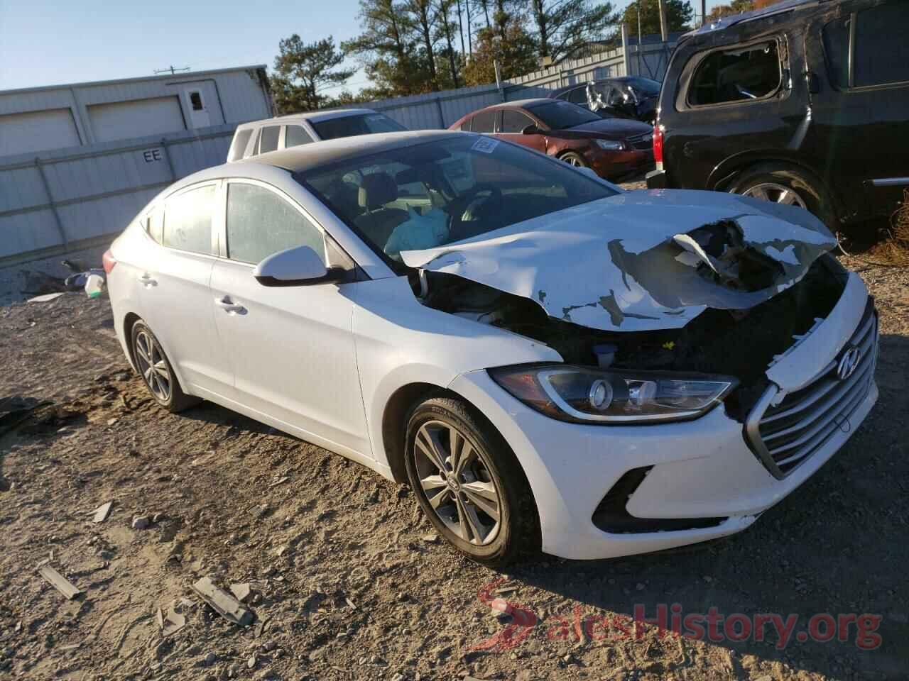 5NPD84LF8HH135579 2017 HYUNDAI ELANTRA