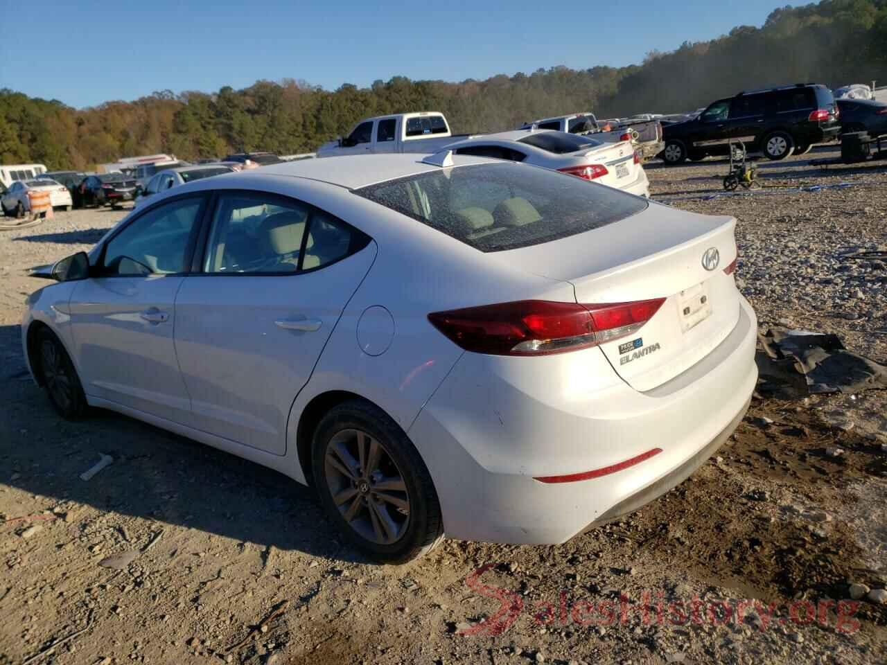 5NPD84LF8HH135579 2017 HYUNDAI ELANTRA