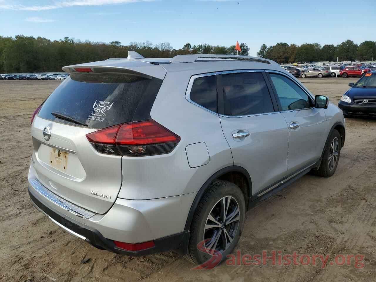 5N1AT2MV0HC883326 2017 NISSAN ROGUE