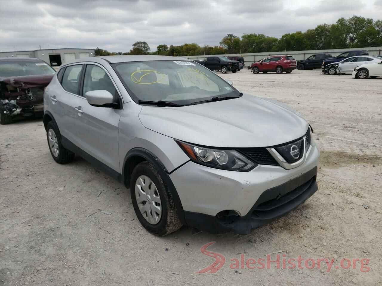 JN1BJ1CP5JW156539 2018 NISSAN ROGUE