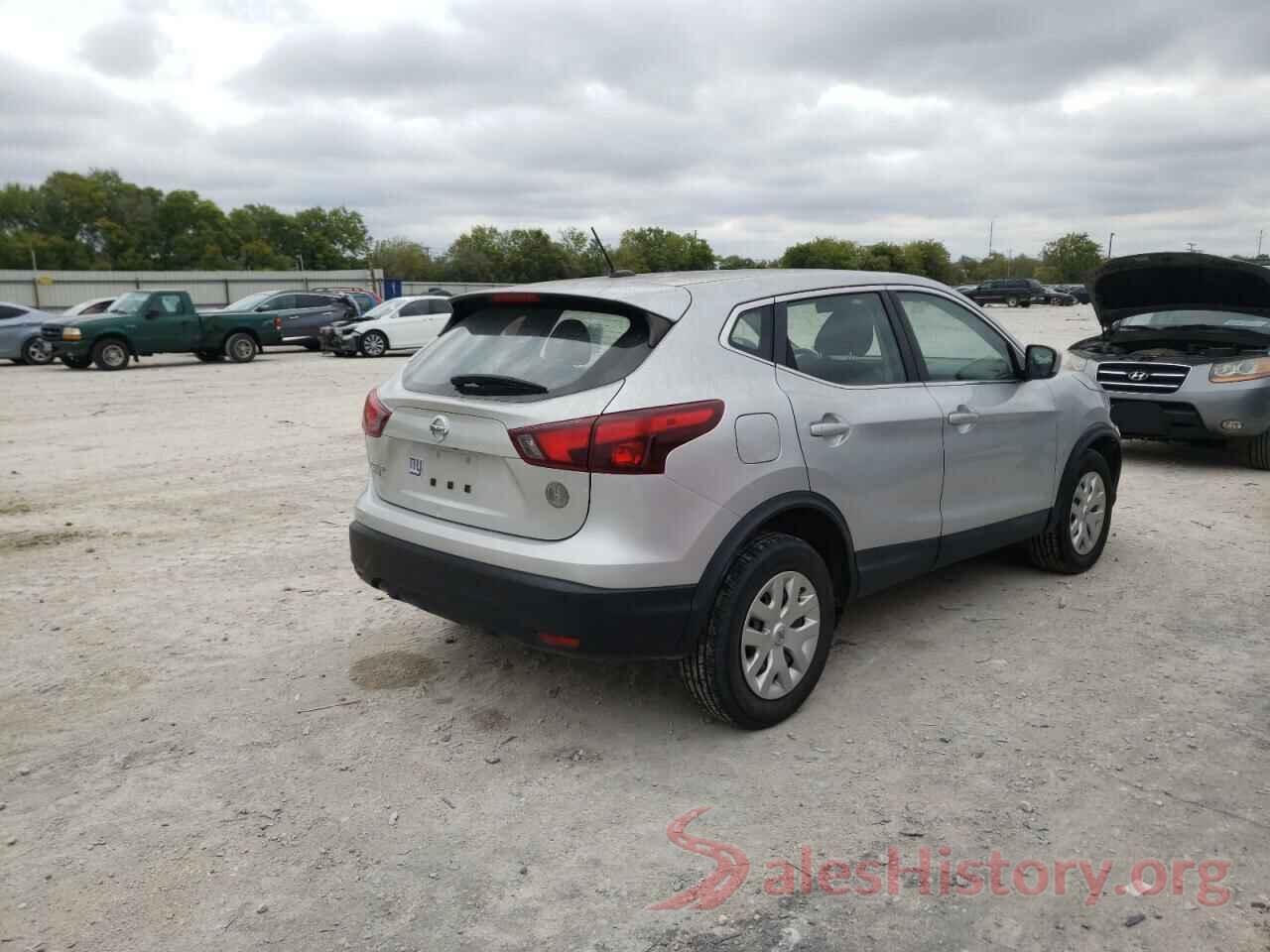 JN1BJ1CP5JW156539 2018 NISSAN ROGUE