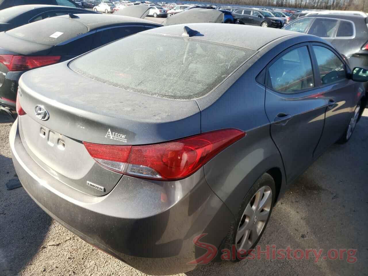 5NPDH4AE9DH276942 2013 HYUNDAI ELANTRA