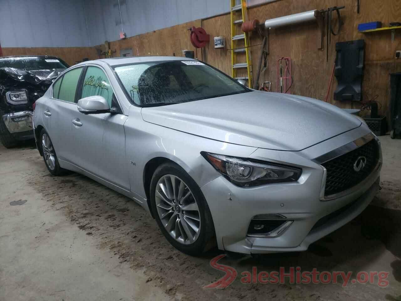 JN1EV7AR7JM611993 2018 INFINITI Q50