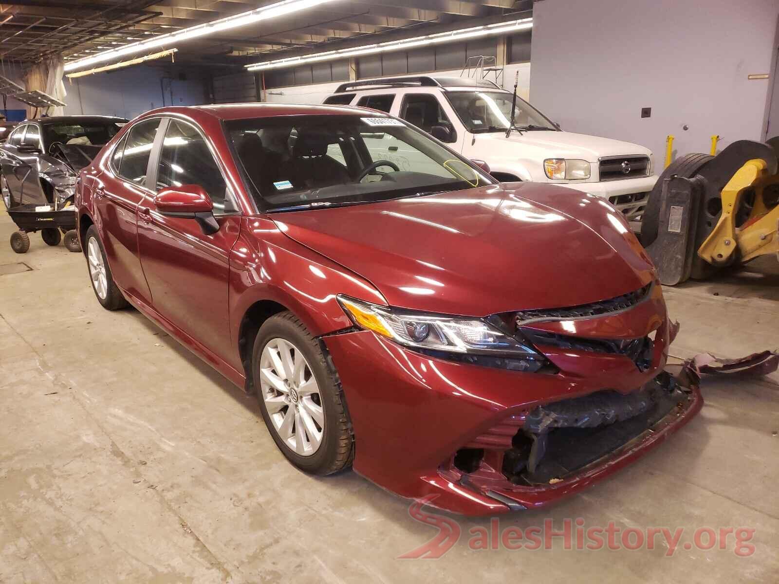 4T1B11HK6JU609200 2018 TOYOTA CAMRY