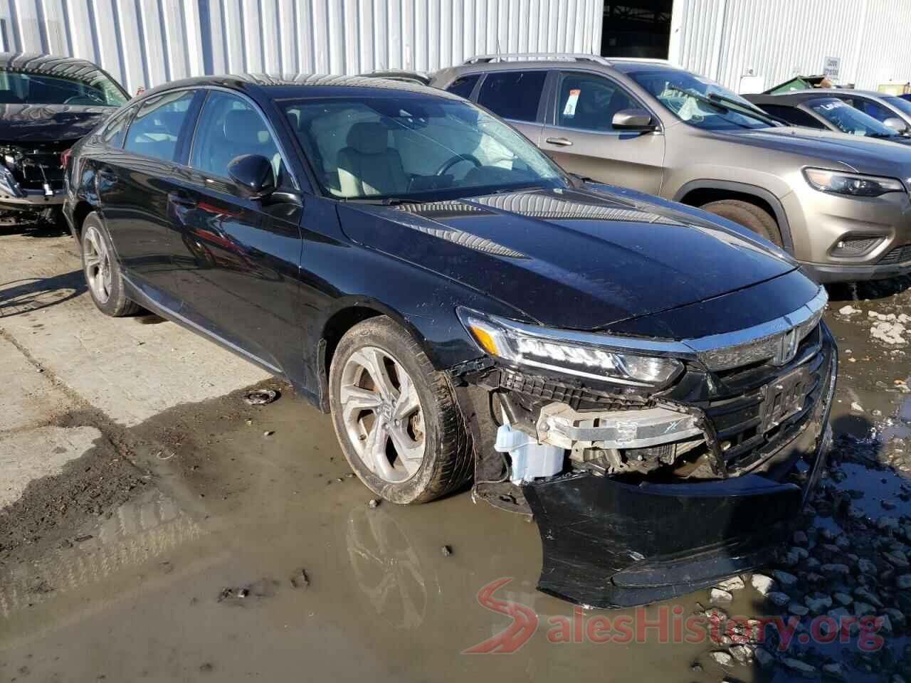 1HGCV2F58JA034813 2018 HONDA ACCORD