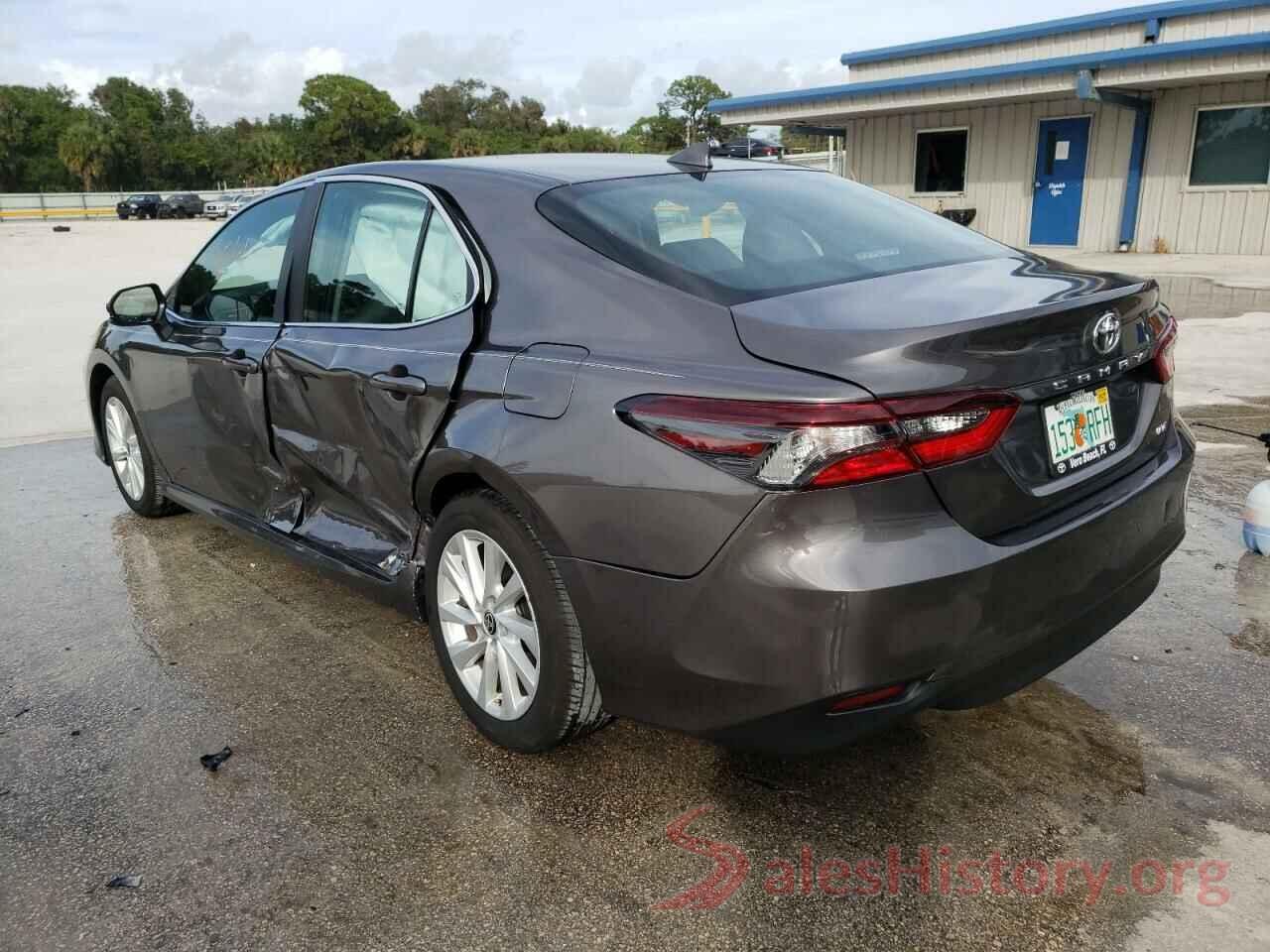 4T1C11AK6MU405967 2021 TOYOTA CAMRY