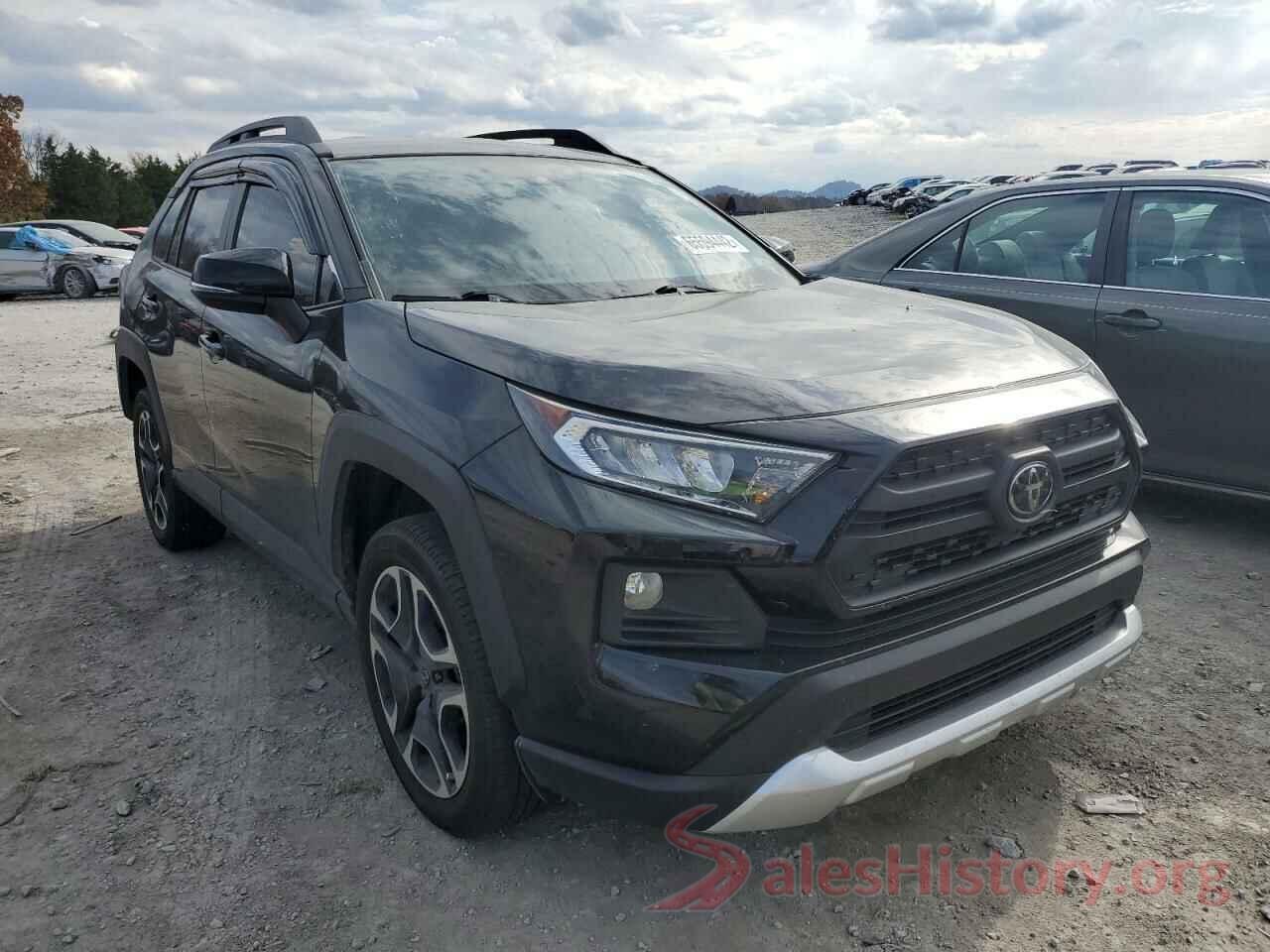 2T3J1RFV2LC113877 2020 TOYOTA RAV4