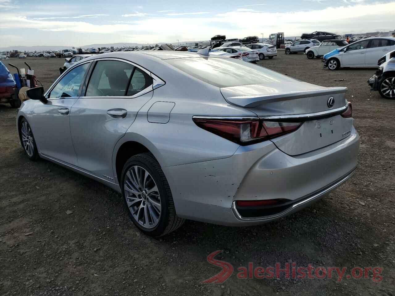 58AD21B13LU012636 2020 LEXUS ES300