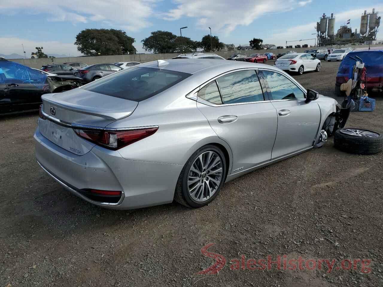 58AD21B13LU012636 2020 LEXUS ES300