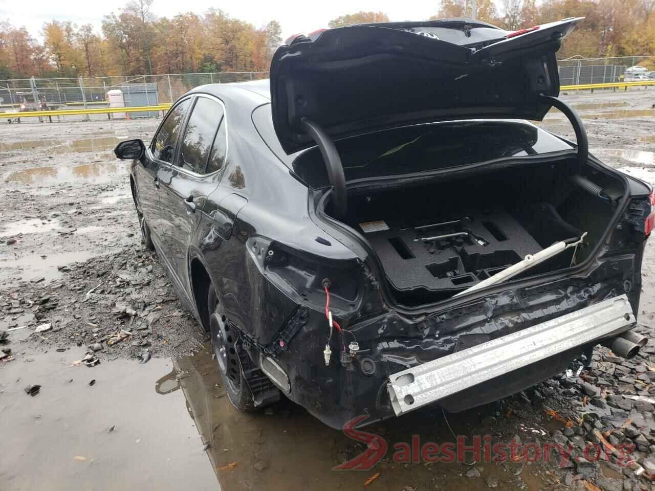 JTNB11HK5J3029460 2018 TOYOTA CAMRY