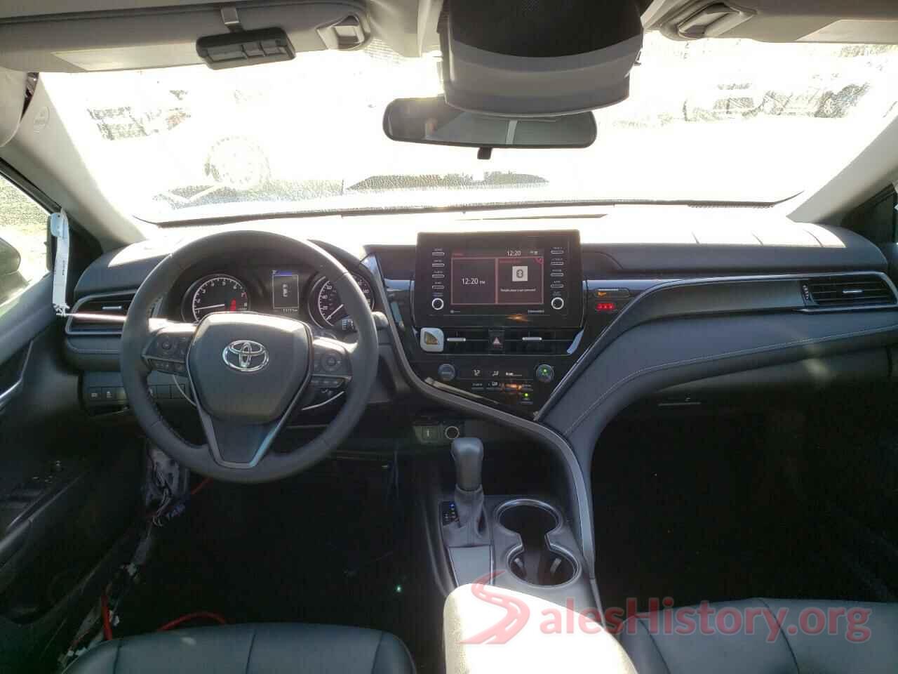 4T1G11AK6MU556261 2021 TOYOTA CAMRY