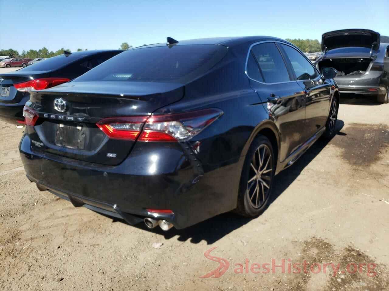 4T1G11AK6MU556261 2021 TOYOTA CAMRY