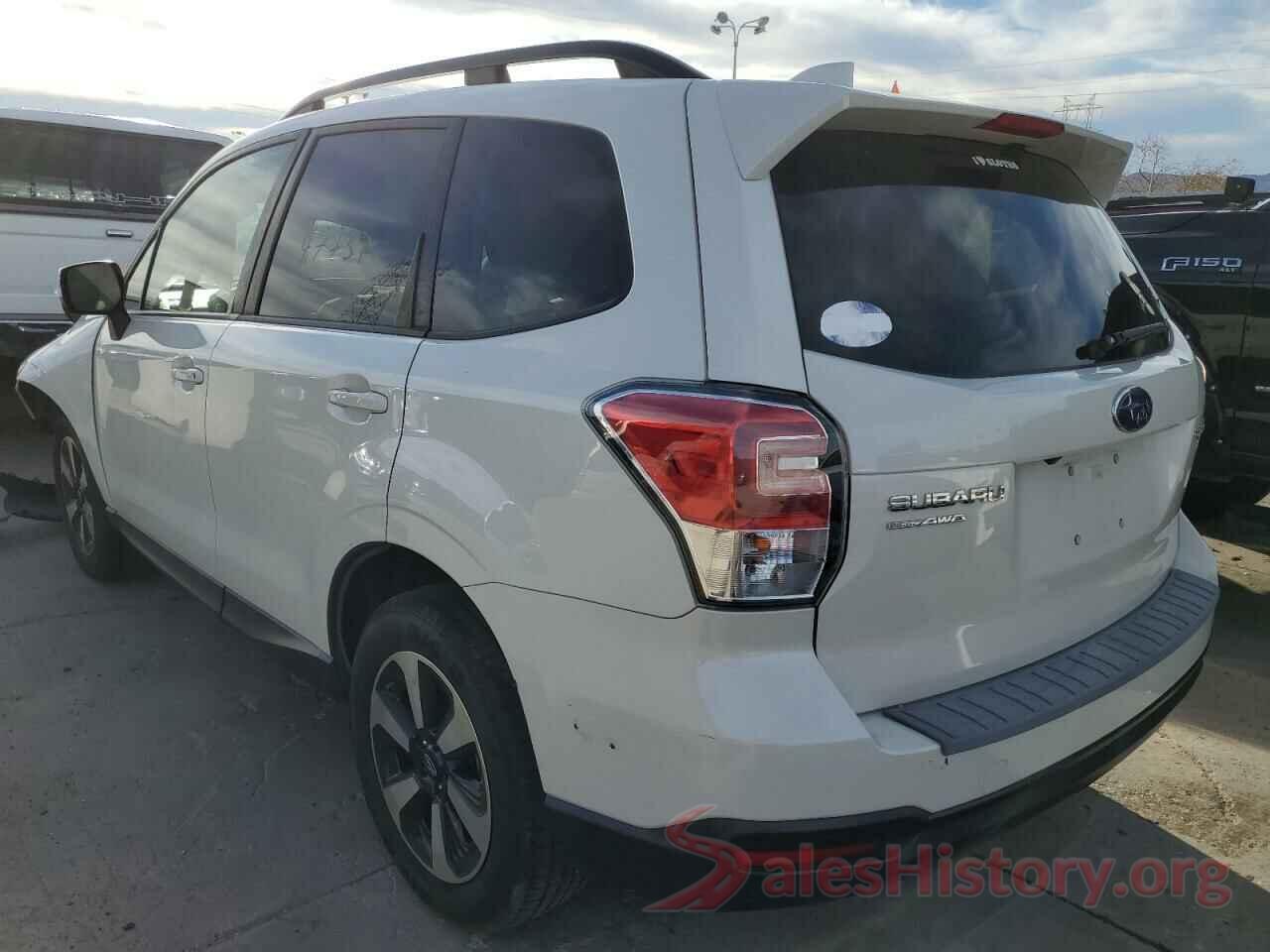 JF2SJAEC8HH549250 2017 SUBARU FORESTER