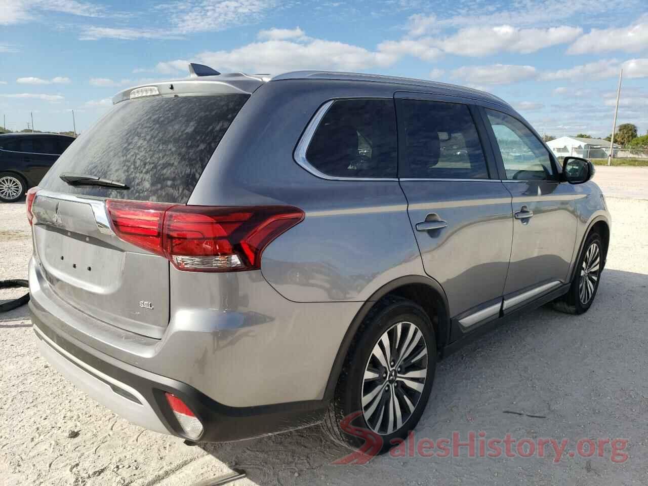 JA4AD3A31LZ020898 2020 MITSUBISHI OUTLANDER