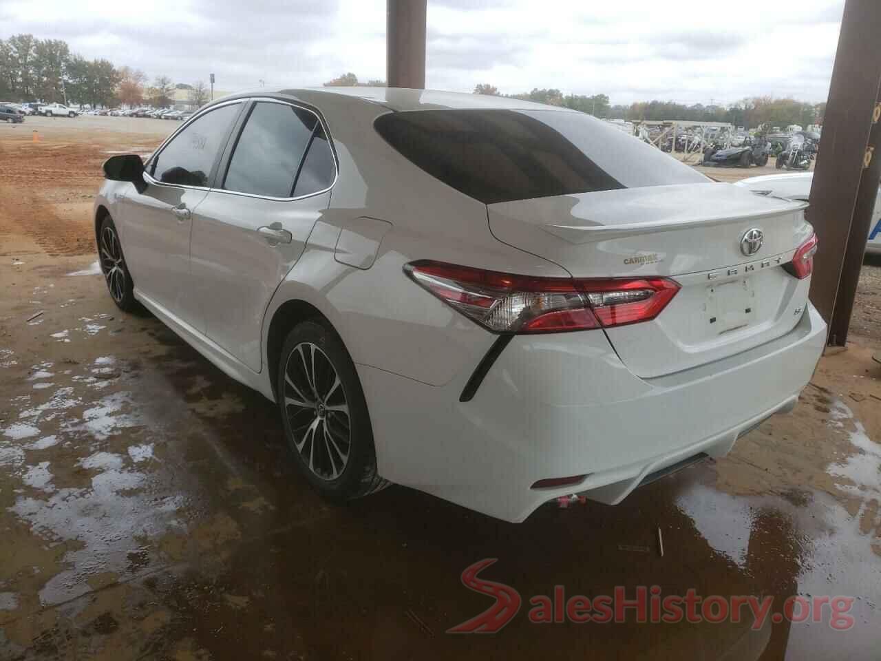 4T1B11HK5JU532397 2018 TOYOTA CAMRY