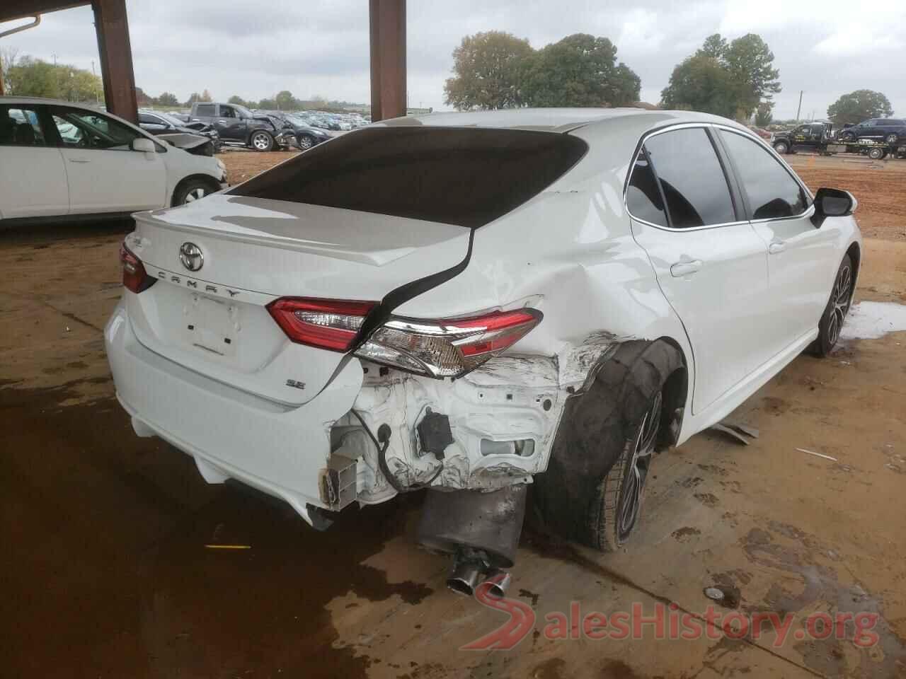 4T1B11HK5JU532397 2018 TOYOTA CAMRY