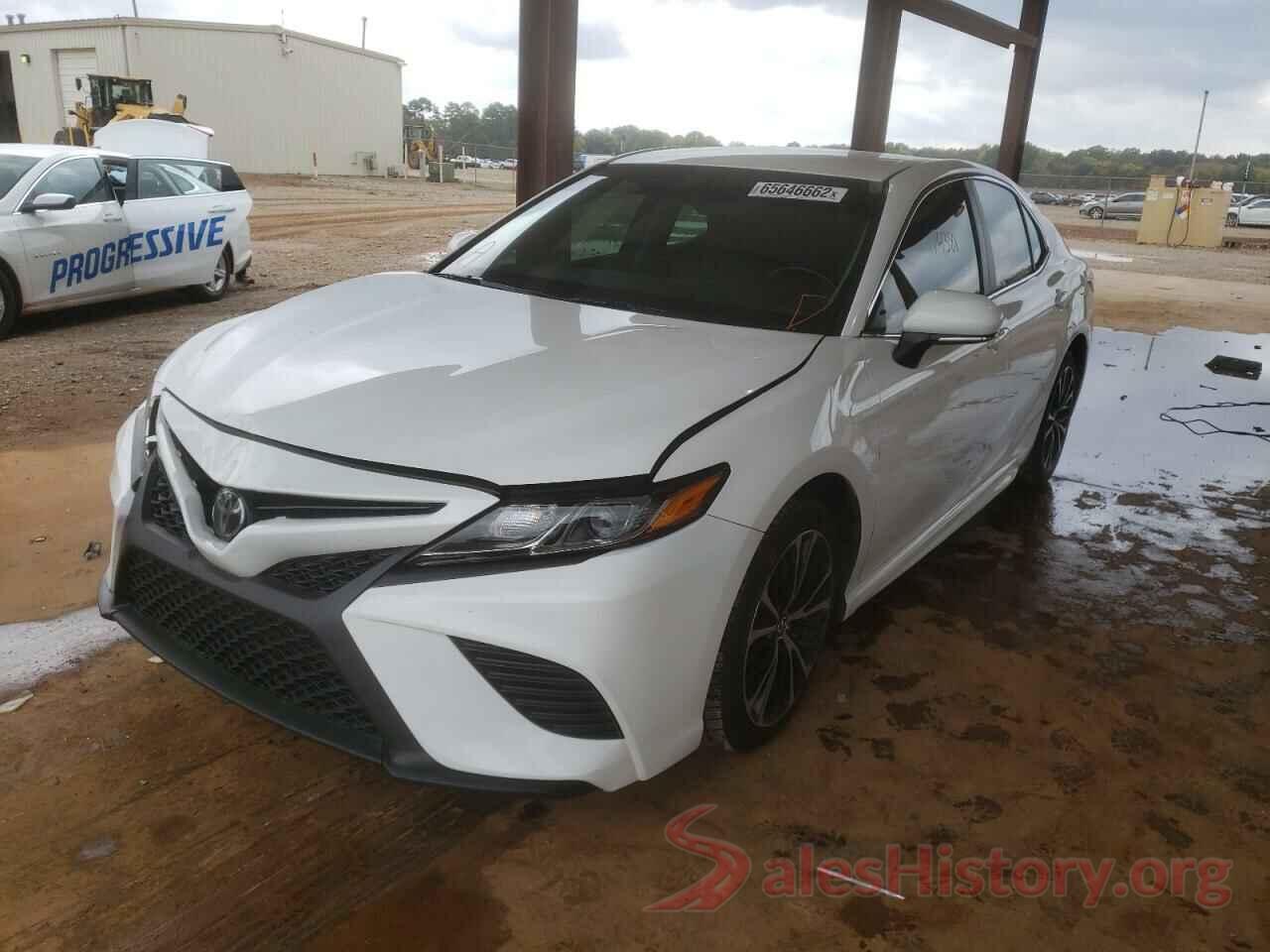 4T1B11HK5JU532397 2018 TOYOTA CAMRY