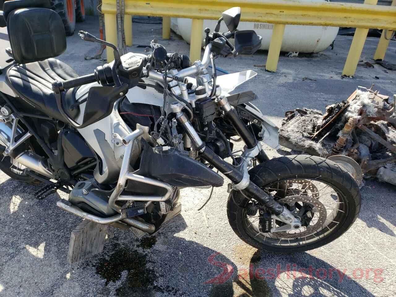 WB10A120XGZ665264 2016 BMW R