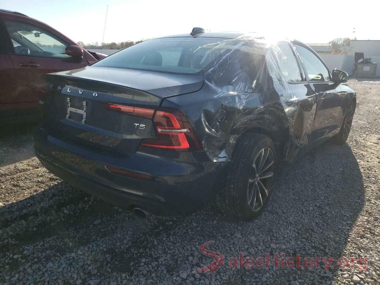 7JR102FK2MG102889 2021 VOLVO S60