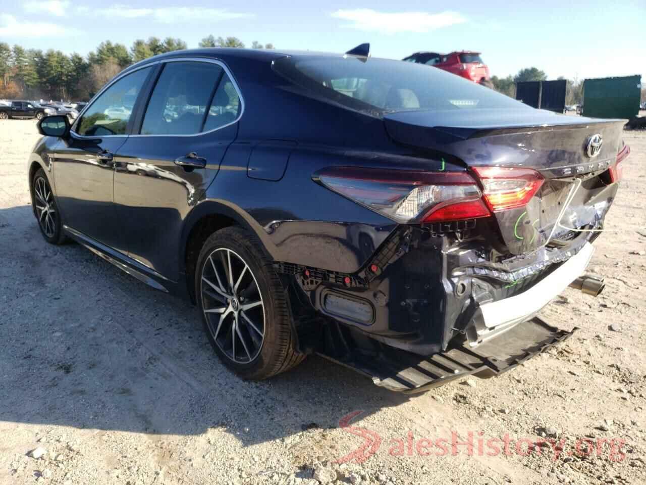 4T1G11AK4MU569185 2021 TOYOTA CAMRY