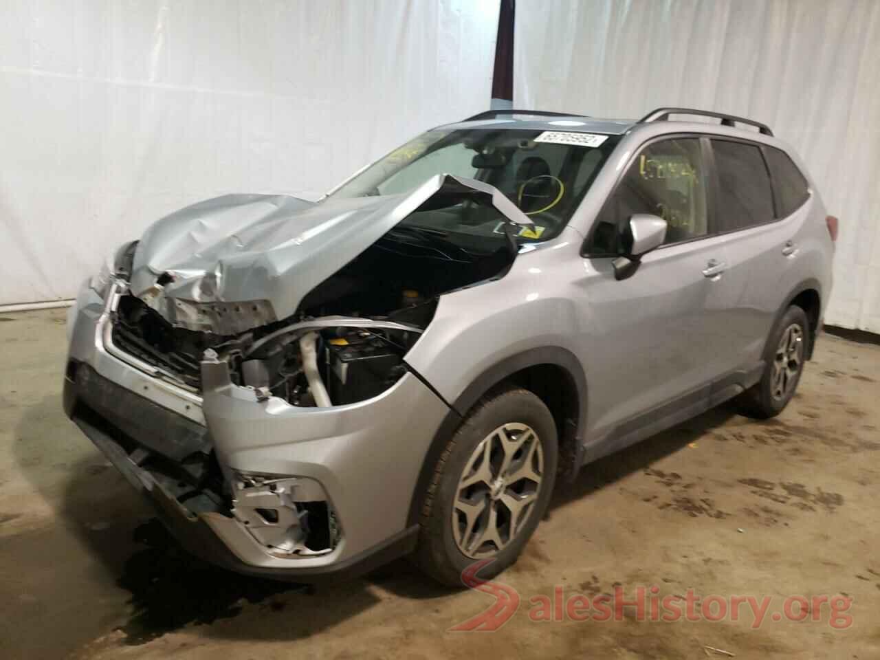 JF2SKAEC7KH527051 2019 SUBARU FORESTER