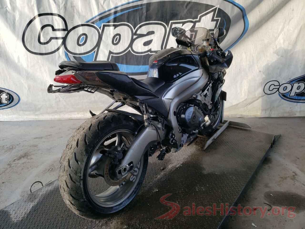 JS1GT78A6B2101332 2011 SUZUKI GSXR1000