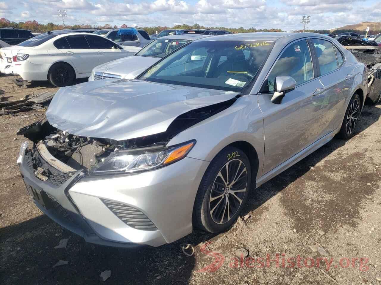 4T1B11HK2JU545351 2018 TOYOTA CAMRY