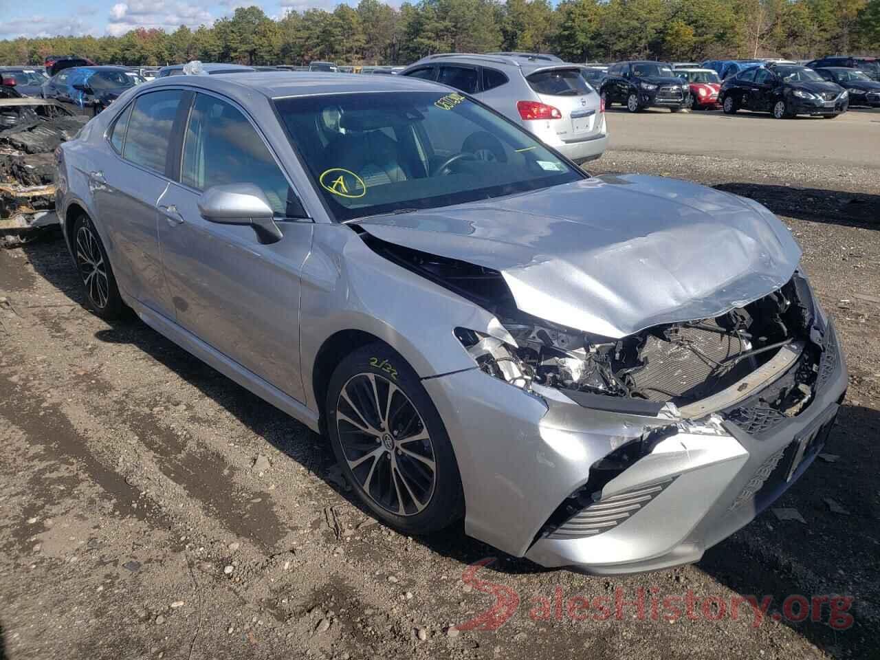 4T1B11HK2JU545351 2018 TOYOTA CAMRY