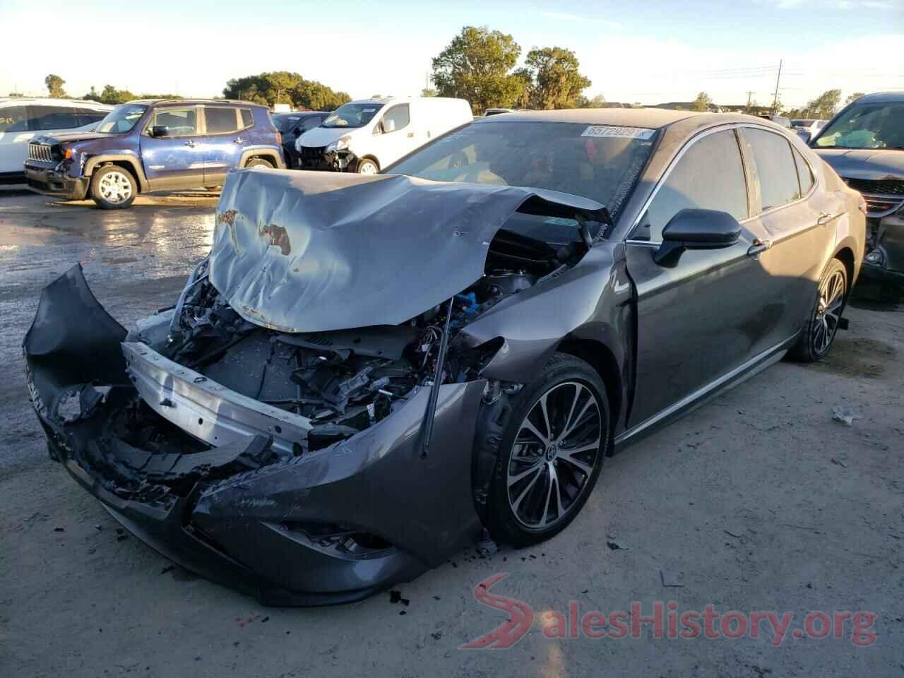 4T1G11AK2LU384518 2020 TOYOTA CAMRY