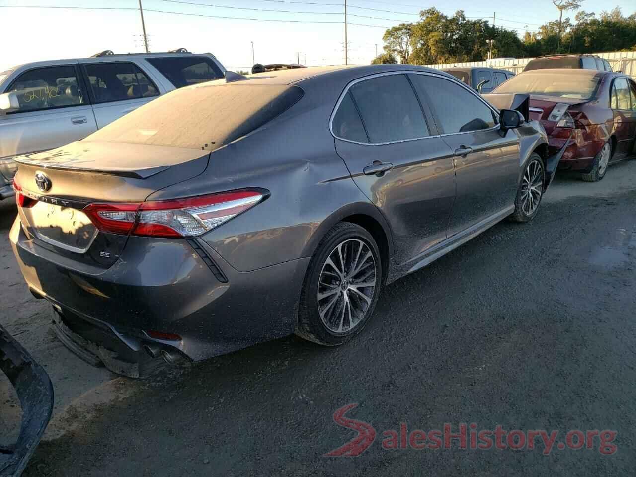 4T1G11AK2LU384518 2020 TOYOTA CAMRY