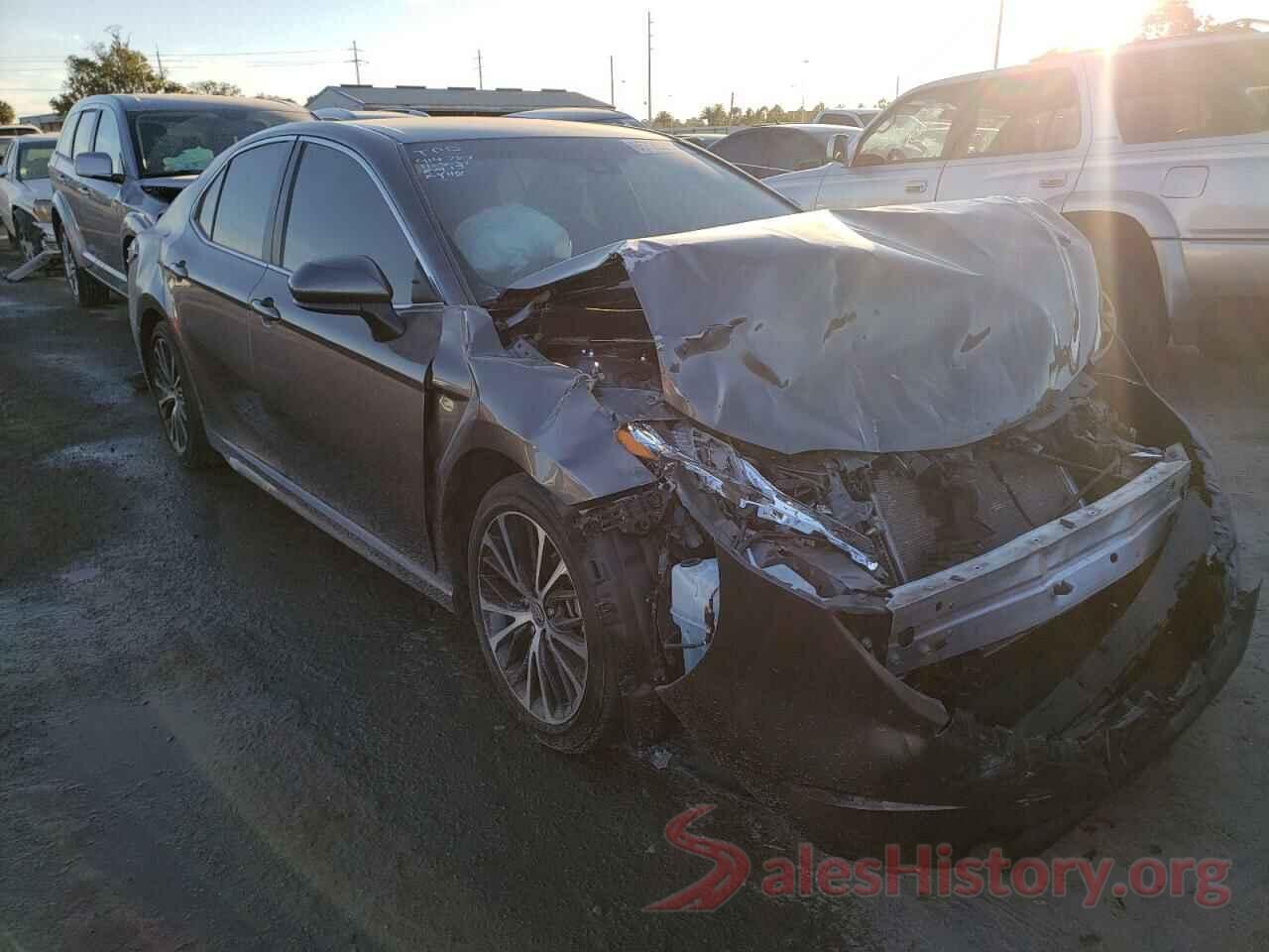 4T1G11AK2LU384518 2020 TOYOTA CAMRY