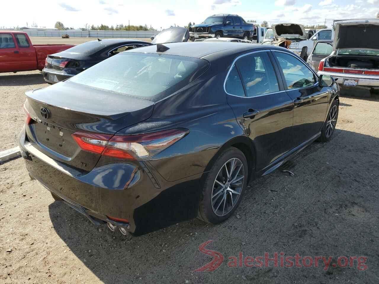 4T1G11AK1NU712854 2022 TOYOTA CAMRY