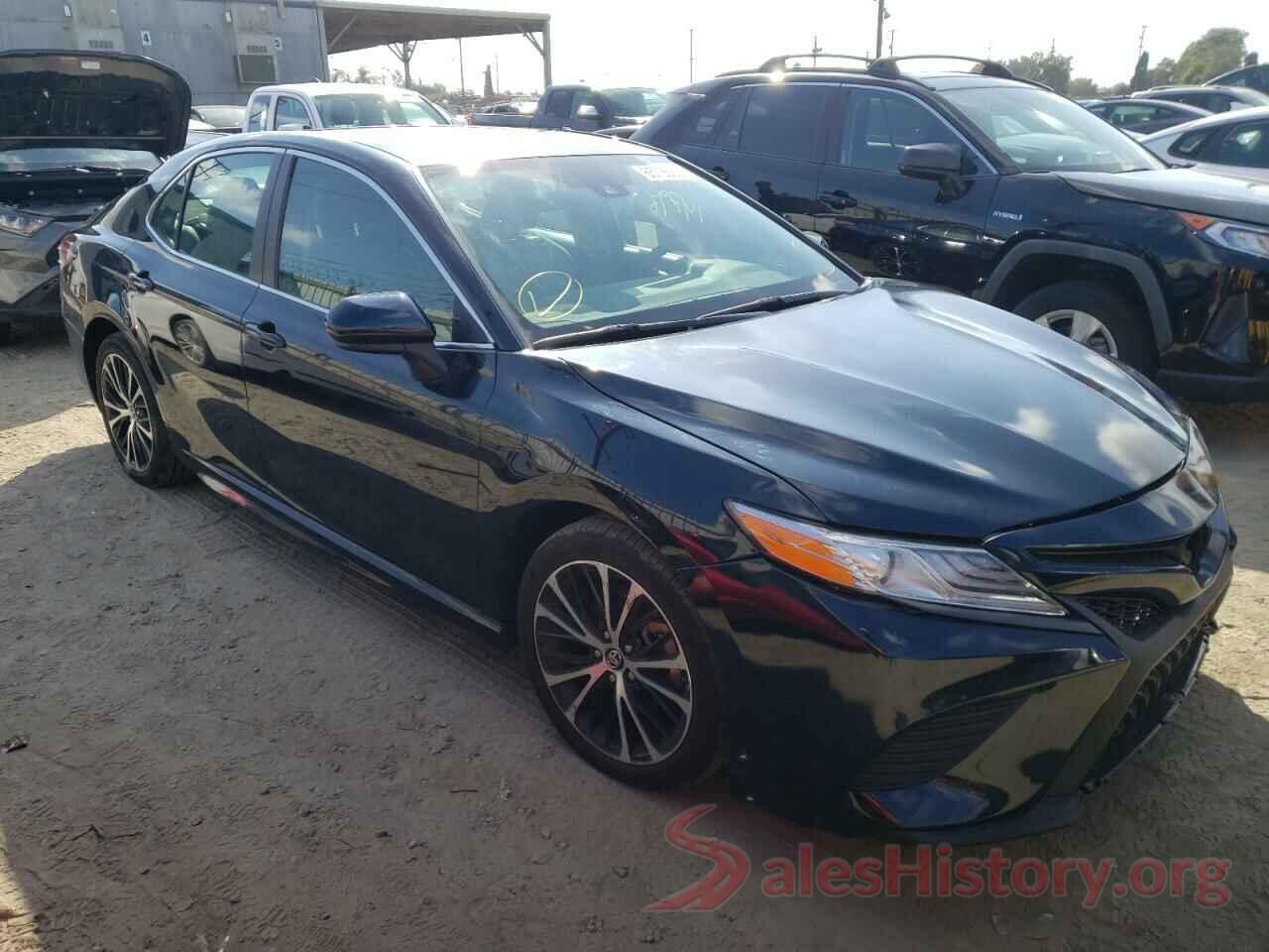 4T1B11HKXKU742379 2019 TOYOTA CAMRY