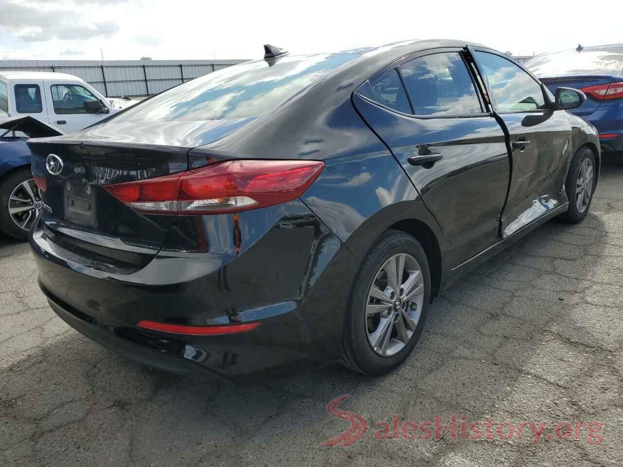 5NPD84LFXJH383578 2018 HYUNDAI ELANTRA