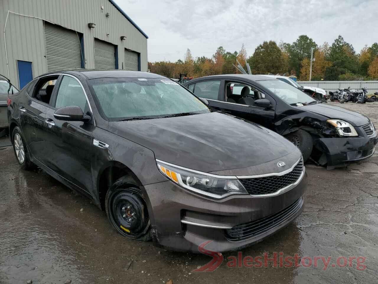 KNAGT4L3XJ5234358 2018 KIA OPTIMA