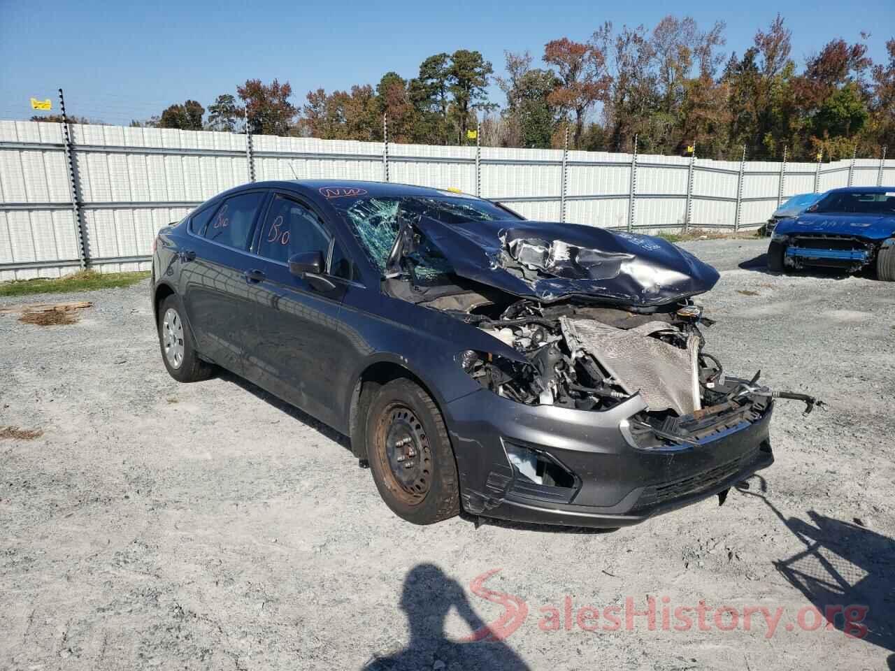 3FA6P0G79KR160556 2019 FORD FUSION